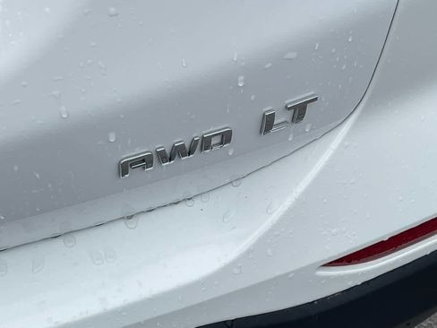 Used 2024 Chevrolet Equinox LT AWD/4WD image 8