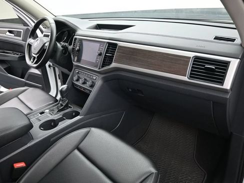 Used 2019 Volkswagen Atlas SE FWD image 26