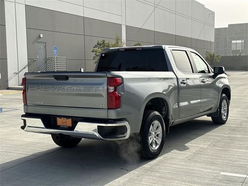 Used 2025 Chevrolet Silverado 1500 LT image 3