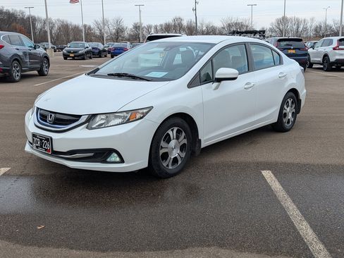 Used 2014 Honda Civic Hybrid Sedan image 2