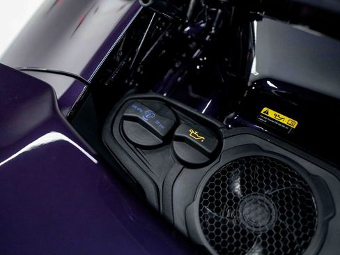 Used 2022 Porsche 911 Turbo S image 92