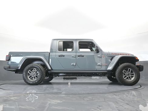 Used 2026 Jeep Gladiator Mojave AWD/4WD image 68