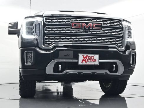 Used 2022 GMC Sierra 3500 Denali w/ Denali Ultimate Package AWD/4WD image 29