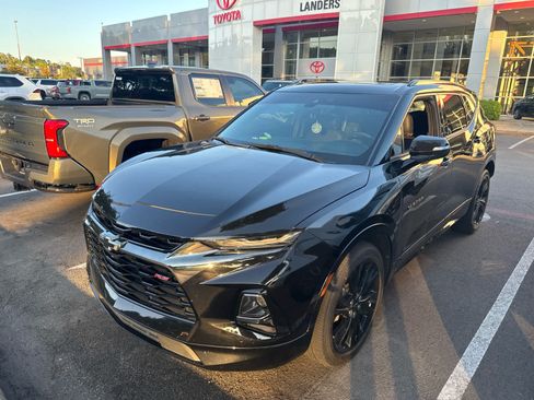 Used 2020 Chevrolet Blazer RS FWD image 2