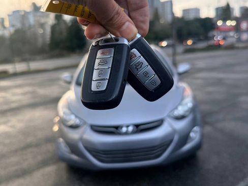 Used 2012 Hyundai Elantra Limited w/ Technology Pkg 5 image 26