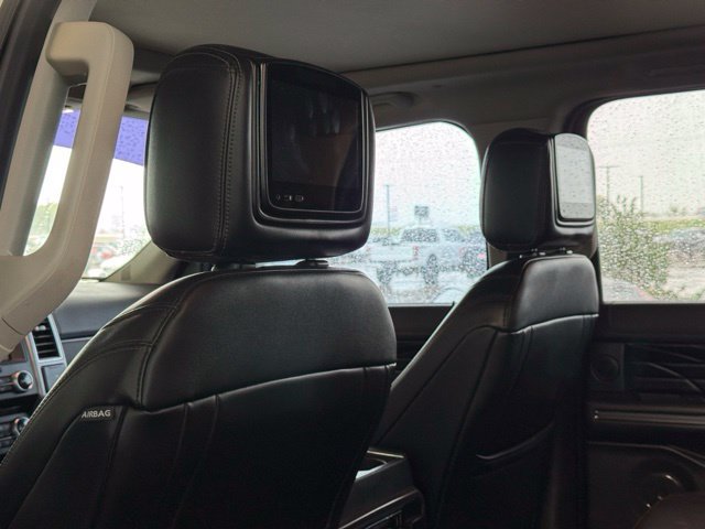Used 2018 Ford Expedition Max Platinum AWD/4WD image 11