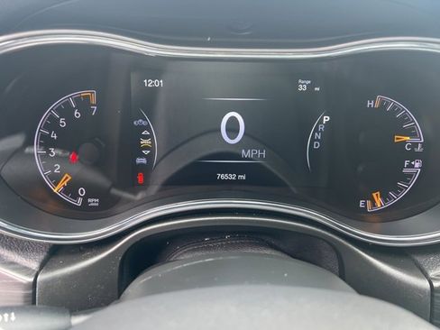 Used 2022 Jeep Grand Cherokee Limited image 26