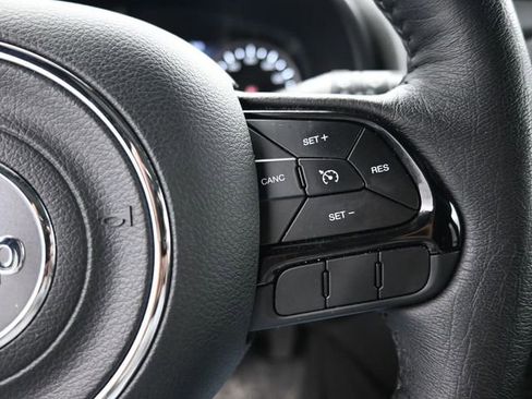 Used 2022 Jeep Renegade Altitude w/ Sun/Sound Group image 18