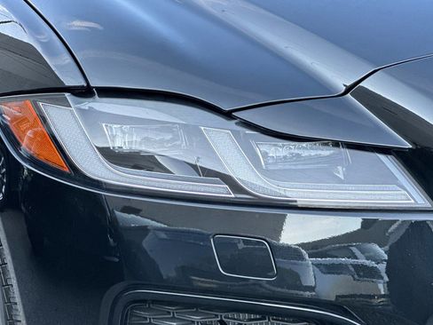 New 2024 Jaguar XF R-Dynamic SE AWD/4WD image 11