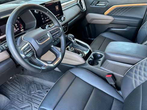 Certified 2024 GMC Canyon Denali w/ LPO, Denali Black Edition AWD/4WD image 10