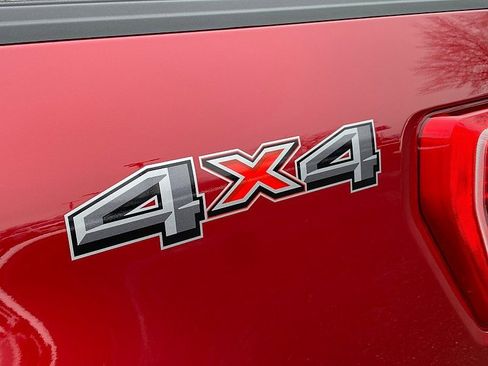 Used 2022 Ford F150 XLT w/ Equipment Group 302A High image 12