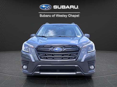 Certified 2023 Subaru Forester Premium AWD/4WD image 2