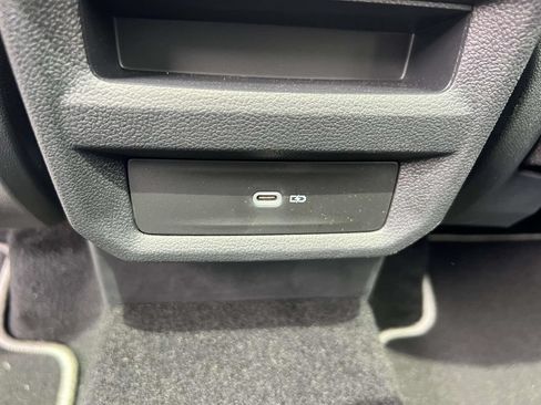 Used 2023 Volkswagen Taos SEL AWD/4WD image 12