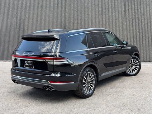Certified 2023 Lincoln Aviator Reserve w/ Elements Package Plus AWD/4WD image 7