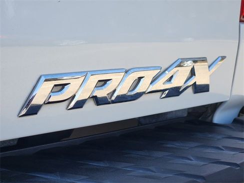 Used 2018 Nissan Titan PRO-4X w/ Pro-4x Convenience Package image 7