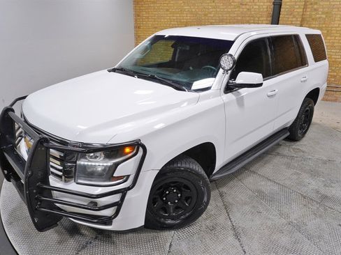 Used 2019 Chevrolet Tahoe 4WD image 2
