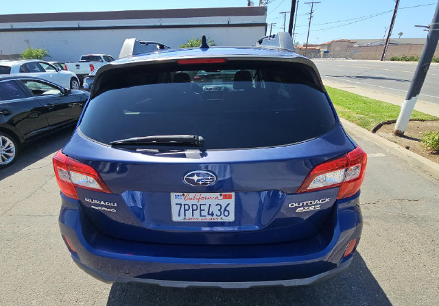 Used 2016 Subaru Outback 2.5i Limited AWD/4WD image 4