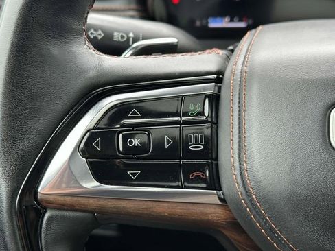 Certified 2021 Jeep Grand Cherokee L Summit w/ Luxury Tech Group V image 13