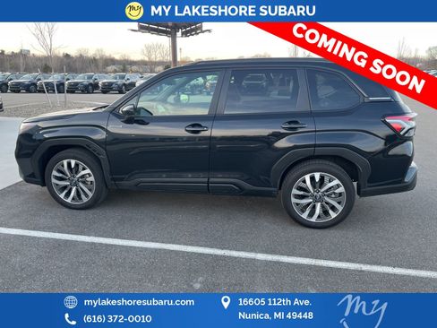 Used 2025 Subaru Forester Touring image 4