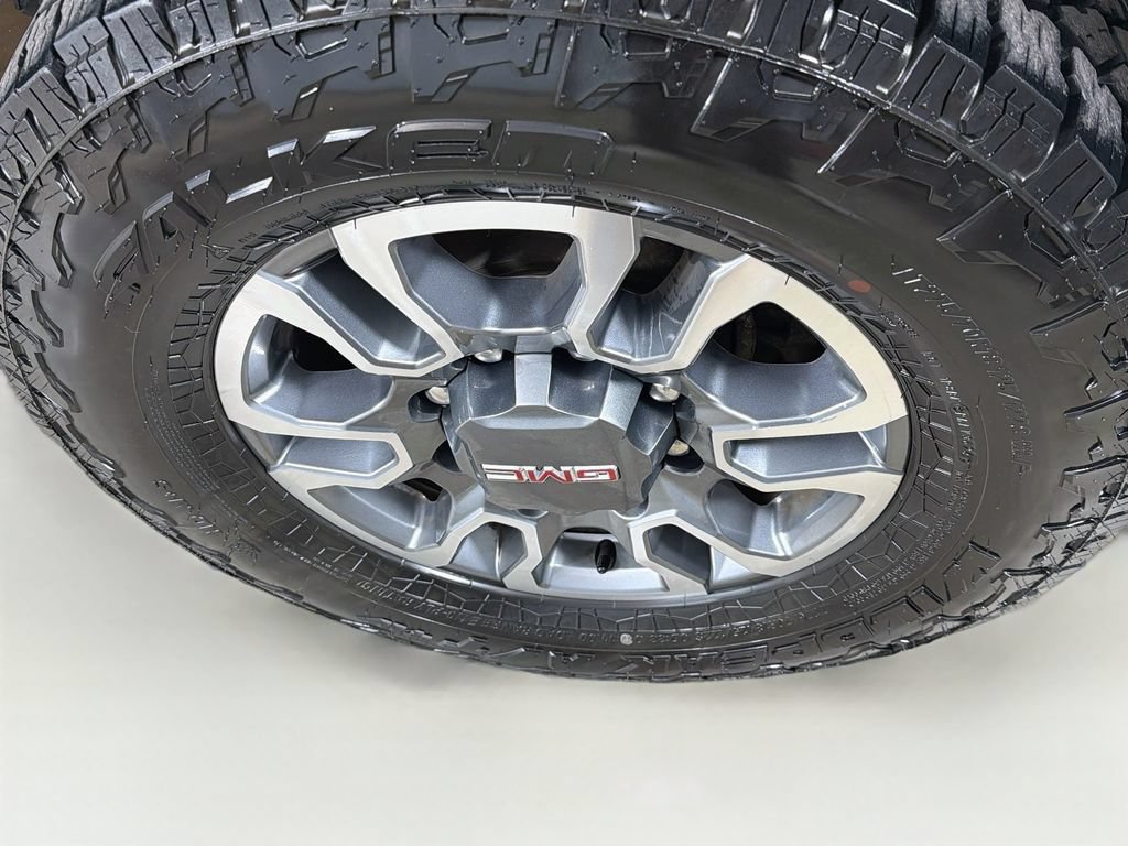 Used 2022 GMC Sierra 3500 SLE w/ SLE Convenience Package AWD/4WD image 29