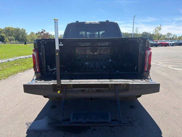 Used 2024 Ford F150 Raptor AWD/4WD image 11