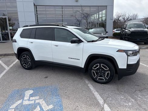New 2026 Jeep Cherokee Limited AWD/4WD image 39