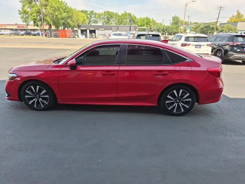 Used 2023 Honda Civic EX image 4