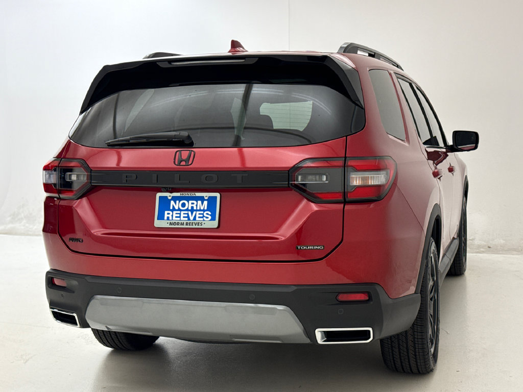 New 2026 Honda Pilot Touring image 9