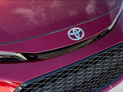 Used 2025 Toyota Corolla SE image 27