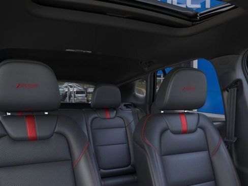 New 2026 Chevrolet Trax RS w/ Sunroof Package image 24