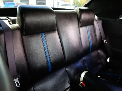 Used 2010 Ford Mustang GT image 15