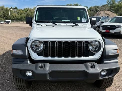 Used 2024 Jeep Wrangler Sport AWD/4WD image 9