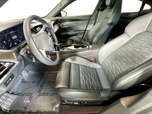 Used 2023 Audi e-tron GT Premium Plus w/ Performance Package image 19