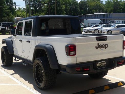 Used 2020 Jeep Gladiator Rubicon w/ Trailer Tow Package AWD/4WD image 3