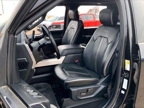 Used 2020 Ford F250 Platinum w/ FX4 Off-Road Package image 7
