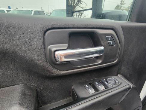 Used 2024 Chevrolet Silverado 3500 W/T image 12