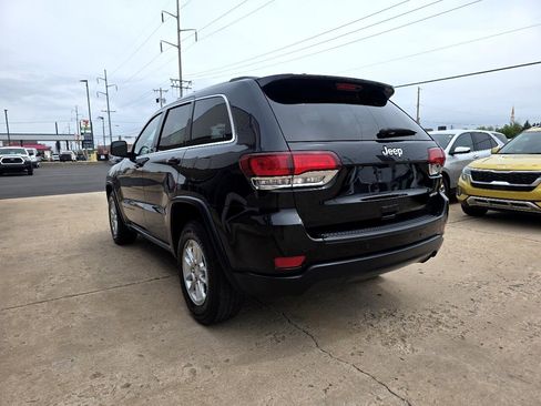 Used 2020 Jeep Grand Cherokee Laredo image 6