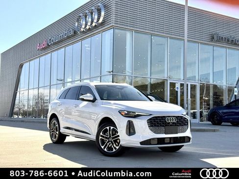 New 2025 Audi Q5 2.0T Premium image 1