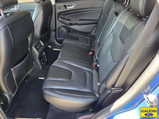 Certified 2022 Ford Edge Titanium AWD/4WD image 12