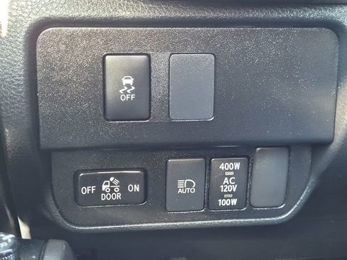 Used 2022 Toyota Tacoma TRD Sport w/ TRD Premium Sport Package image 18