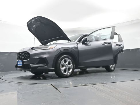 Certified 2023 Honda HR-V LX image 45