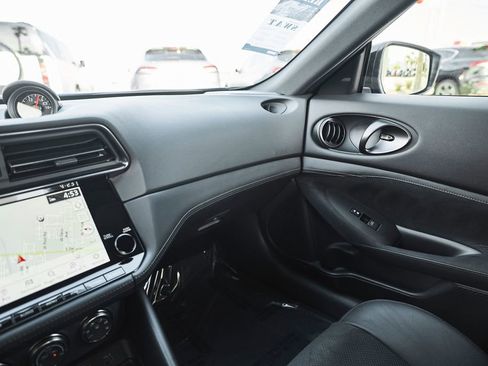 Used 2024 Nissan Z Performance w/ Floor Mat Package image 34