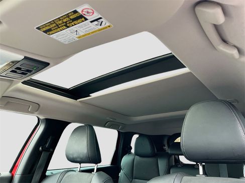 Used 2023 Mitsubishi Outlander SE image 20