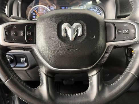 Used 2022 RAM 1500 Big Horn AWD/4WD image 16