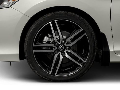Used 2017 Honda Accord Sport image 11