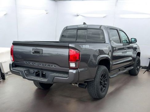 Used 2021 Toyota Tacoma SR w/ SR Convenience Package image 16