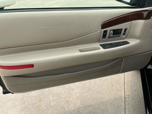 Used 2001 Cadillac Eldorado Touring FWD image 26