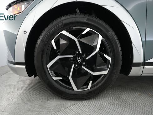 Used 2024 Hyundai Ioniq 5 Limited RWD image 19