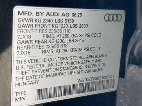 Certified 2025 Audi Q3 2.0T Premium w/ Convenience Package image 19