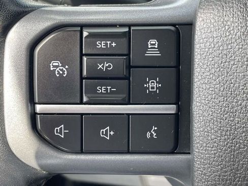 Used 2023 Ford F150 Lariat w/ Max Trailer Tow Package image 28